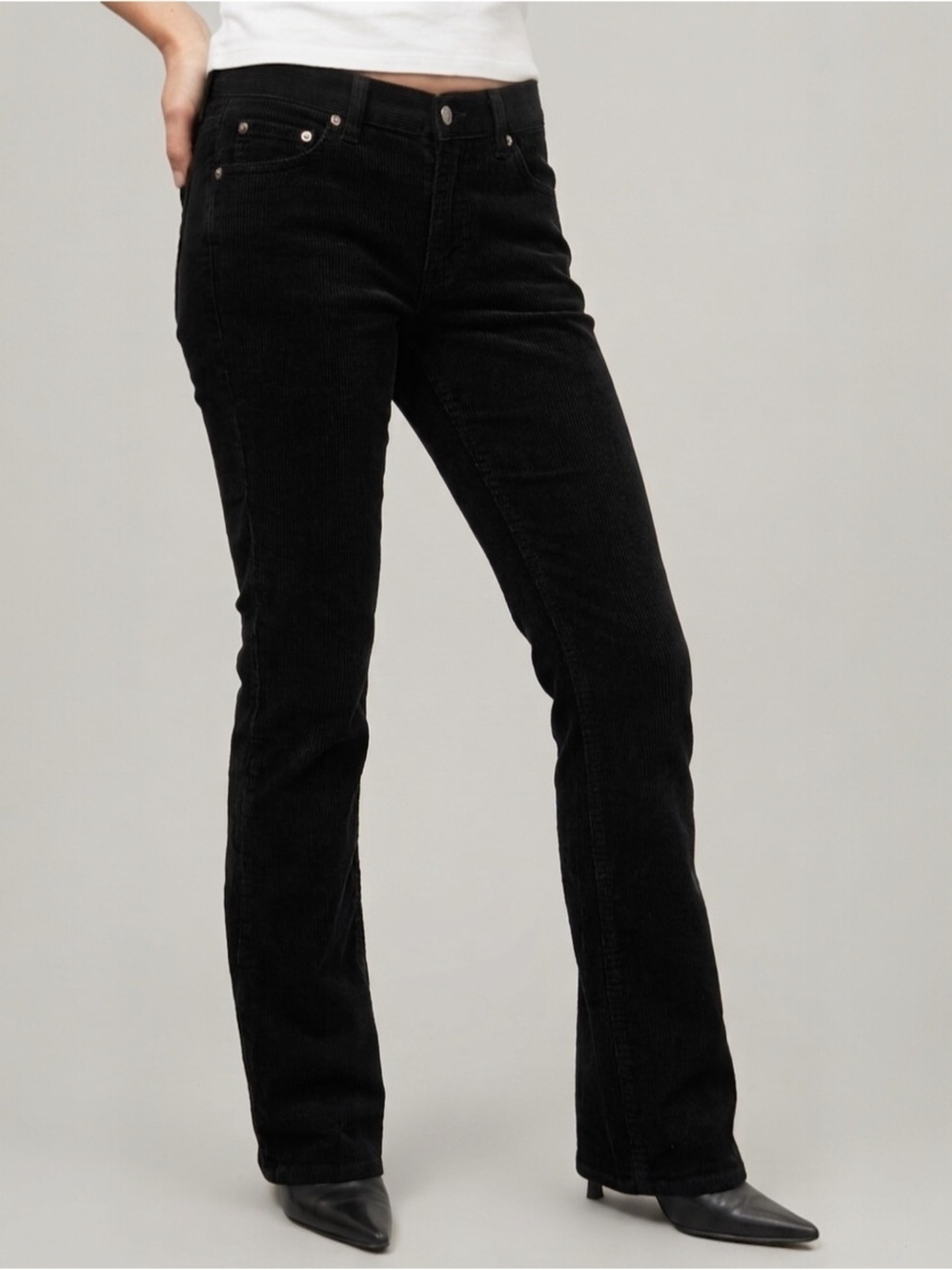 New Vintage Levi’s 516 Boot Cut Pants Size 4/6 Black Corduroy Canada